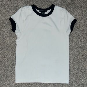Sincerely Jules Monochrome Short Sleeve Tee Size Small